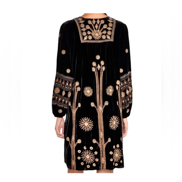 Johnny Was velvet black floral dress 3X NWT Comes with a free gift retail $528. - Picture 6 of 10